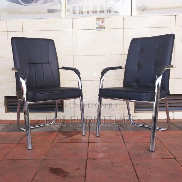 Office Chair : L45m Modern Executive Visitor Chair in Black Pu Leather - thumbnail 2