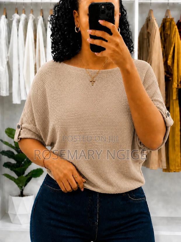 Ladies Tops - thumbnail 3