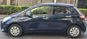 Toyota Vitz 2018 Blue