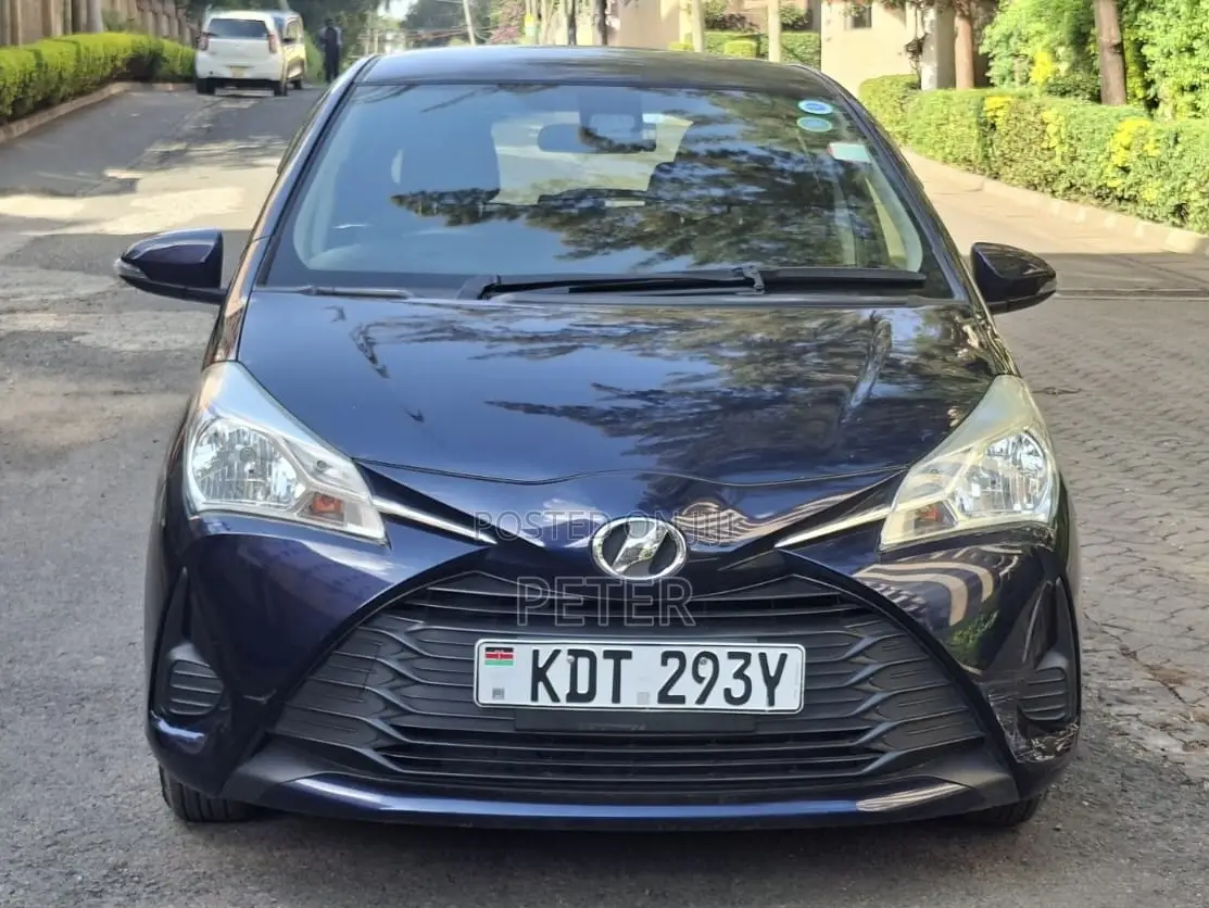 Toyota Vitz 2018 Blue
