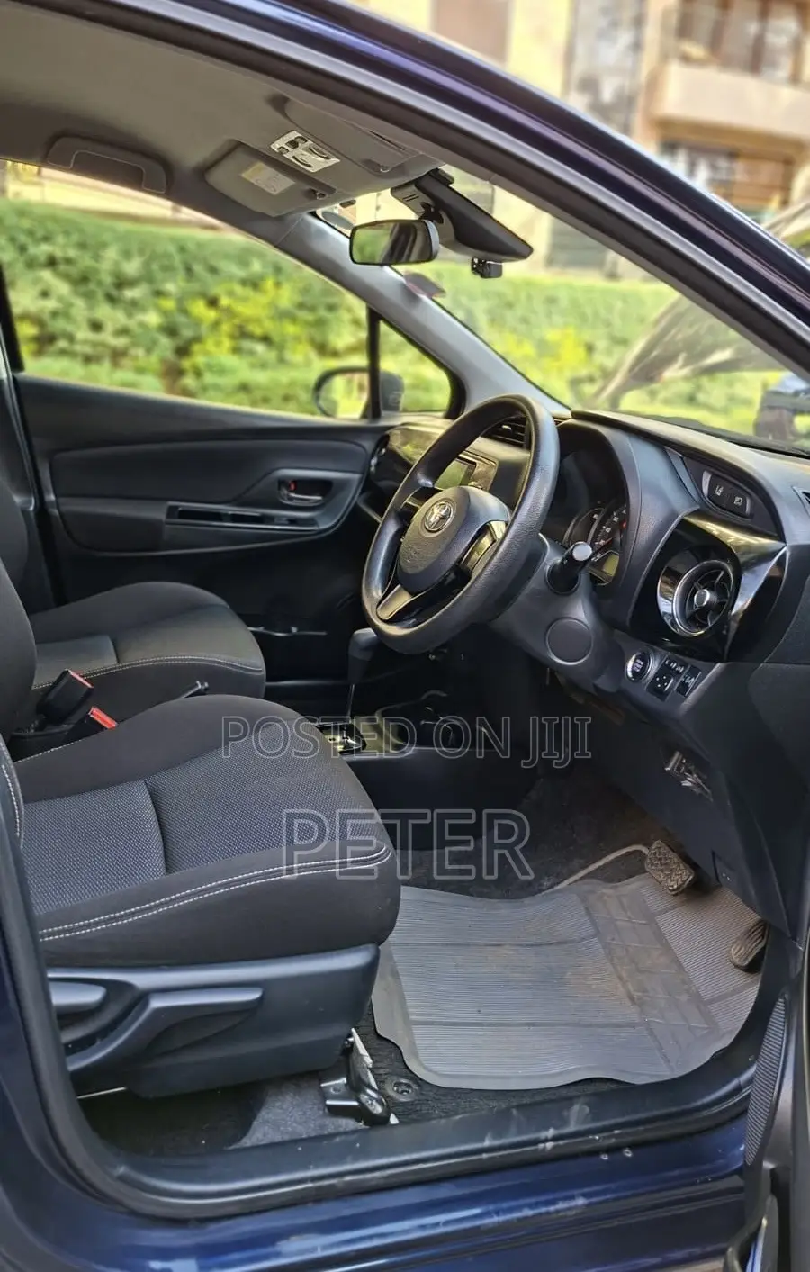 Toyota Vitz 2018 Blue