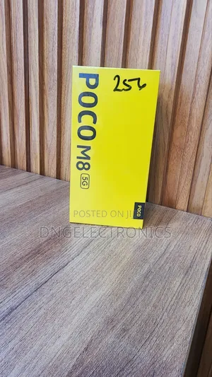 New Xiaomi Poco M8 256 GB Silver