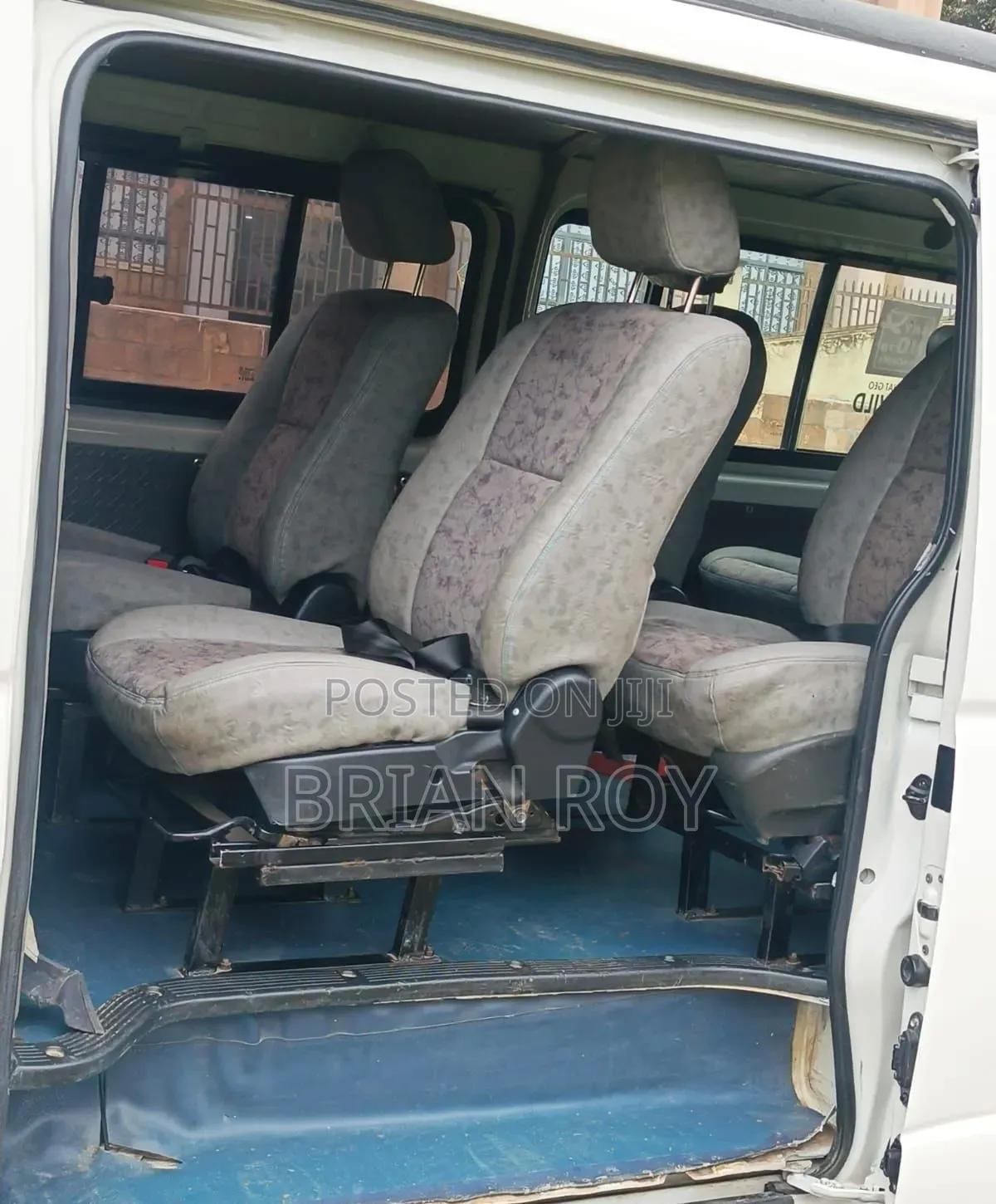 Toyota HiAce 2016 White