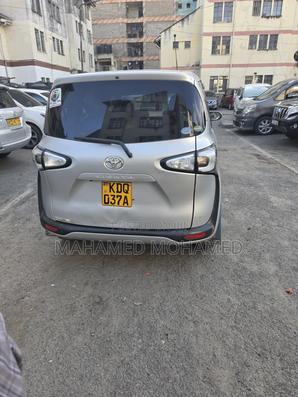 Toyota Sienta 2016 Silver