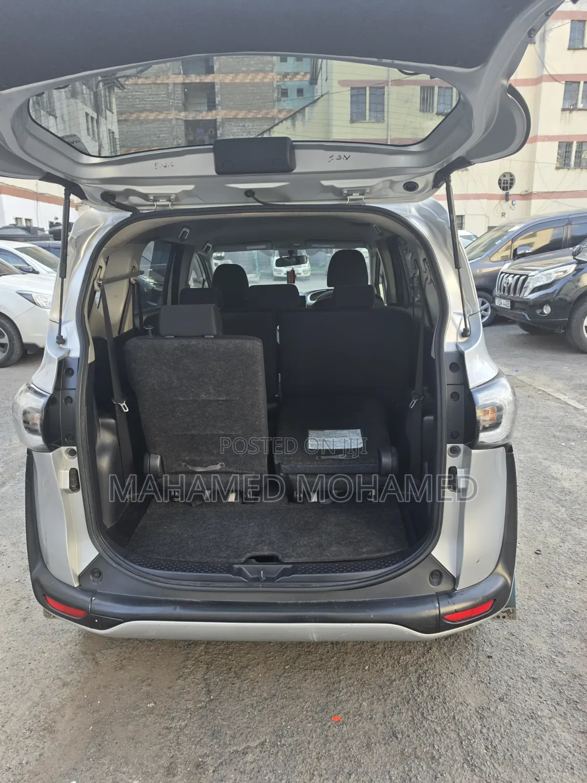 Toyota Sienta 2016 Silver