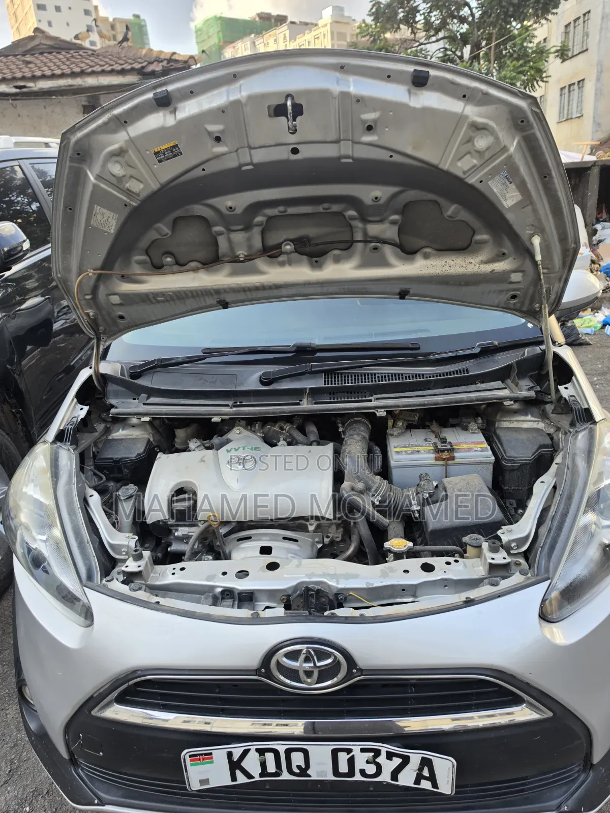 Toyota Sienta 2016 Silver