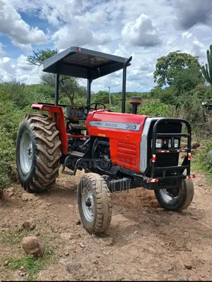 Massey Ferguson 385 Tractor
