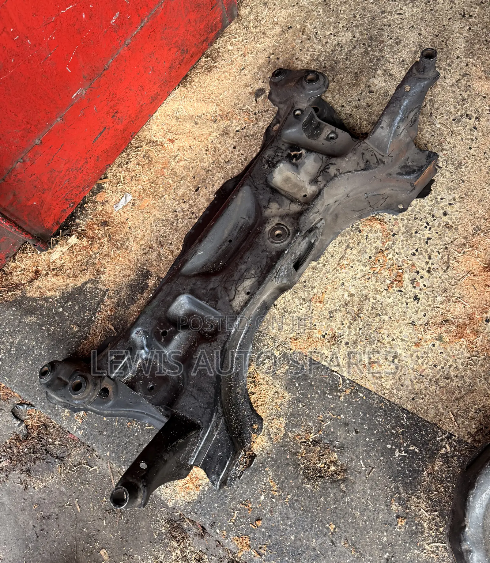 Vitz,Belta Ractis Crossmember