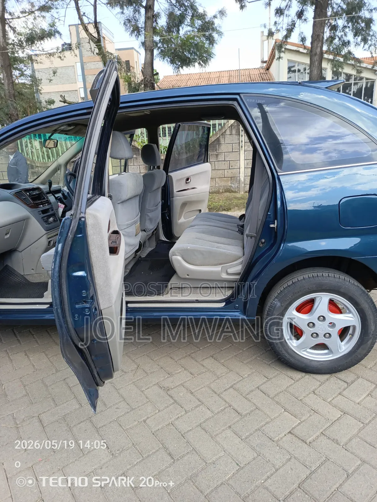 Toyota Nadia 2000 Green