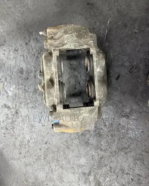 Prado 120, 150, Hilux Vigo Front Brake Calliper