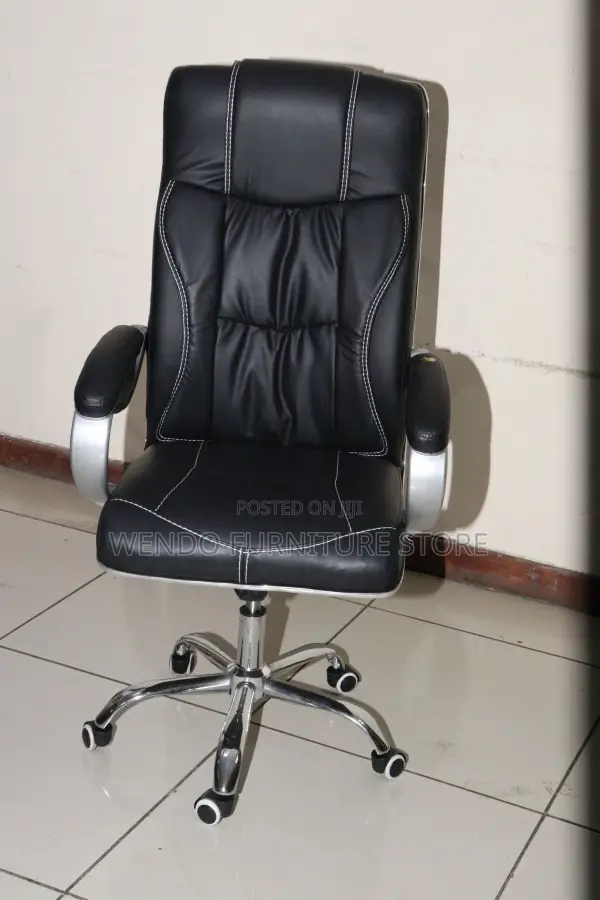 Office Chair : O12 Black Faux Leather Executive Office Chai