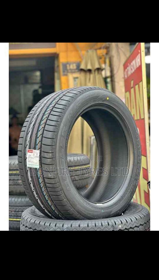 255/50r19 Bridgestone - main view