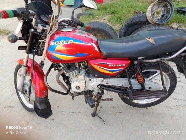 Bajaj Boxer 125 2023 Red - thumbnail 3