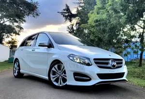 Mercedes-Benz B-Class B180 Petrol 2017 White