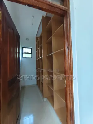 3bdrm Bungalow in Karen for rent