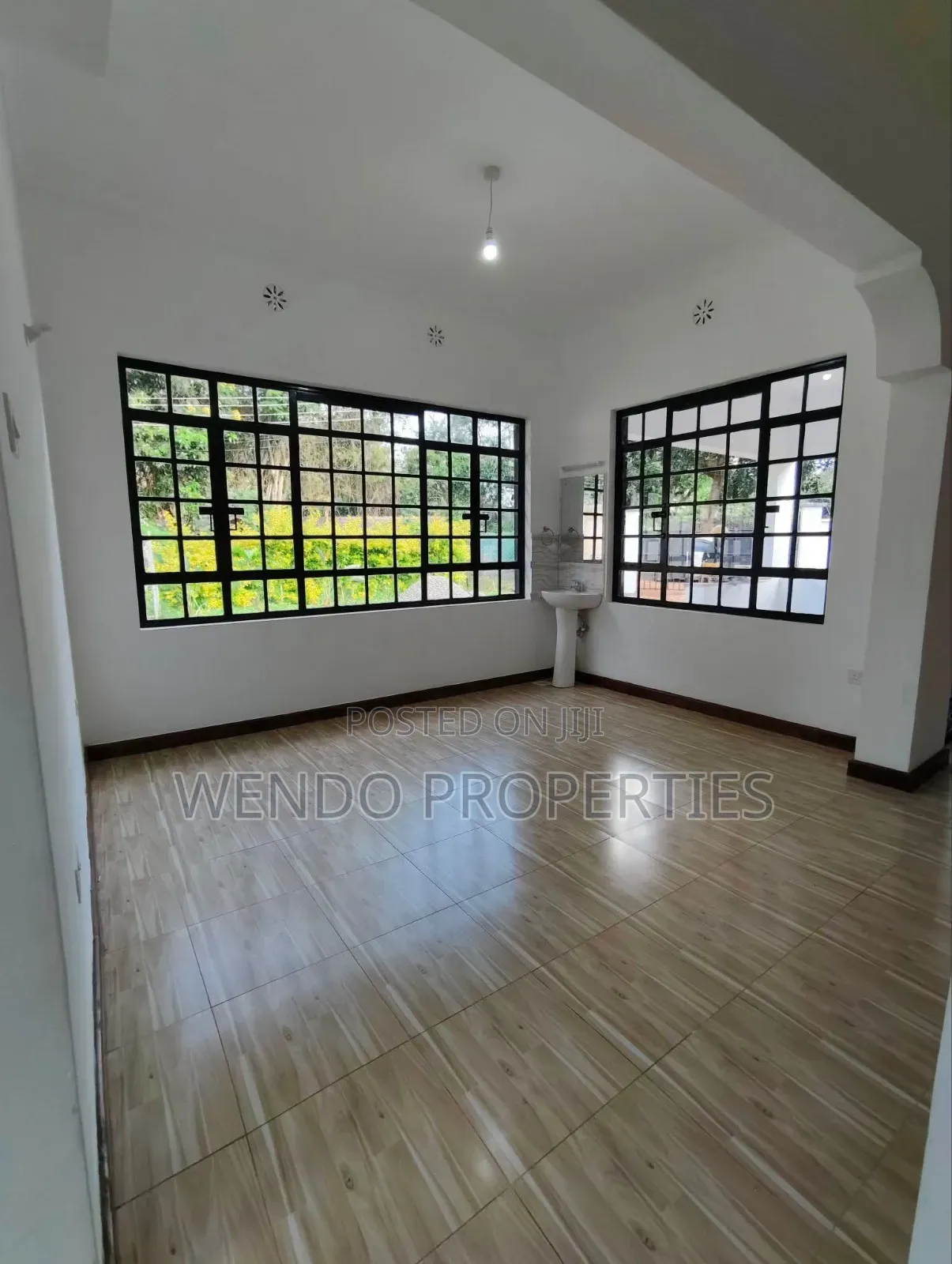 3bdrm Bungalow in Karen for rent