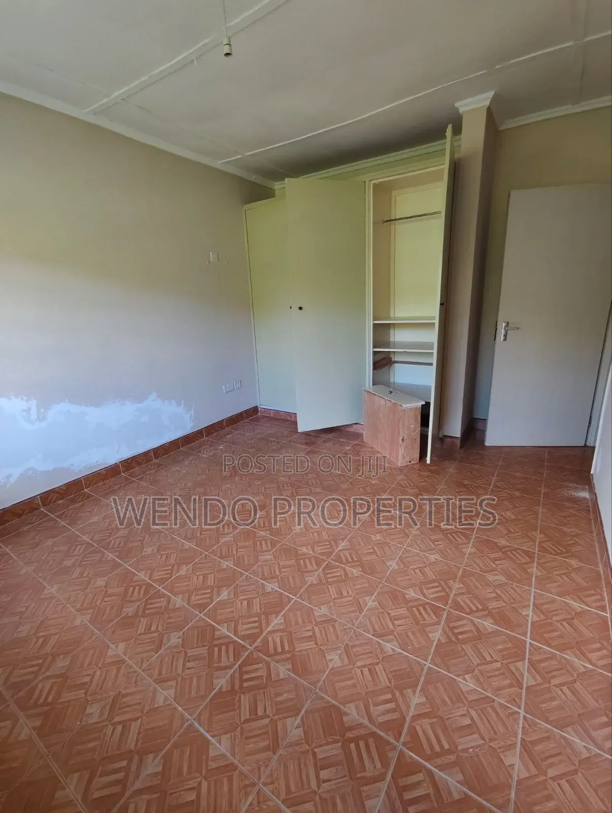 2bdrm Bungalow in Karen for rent