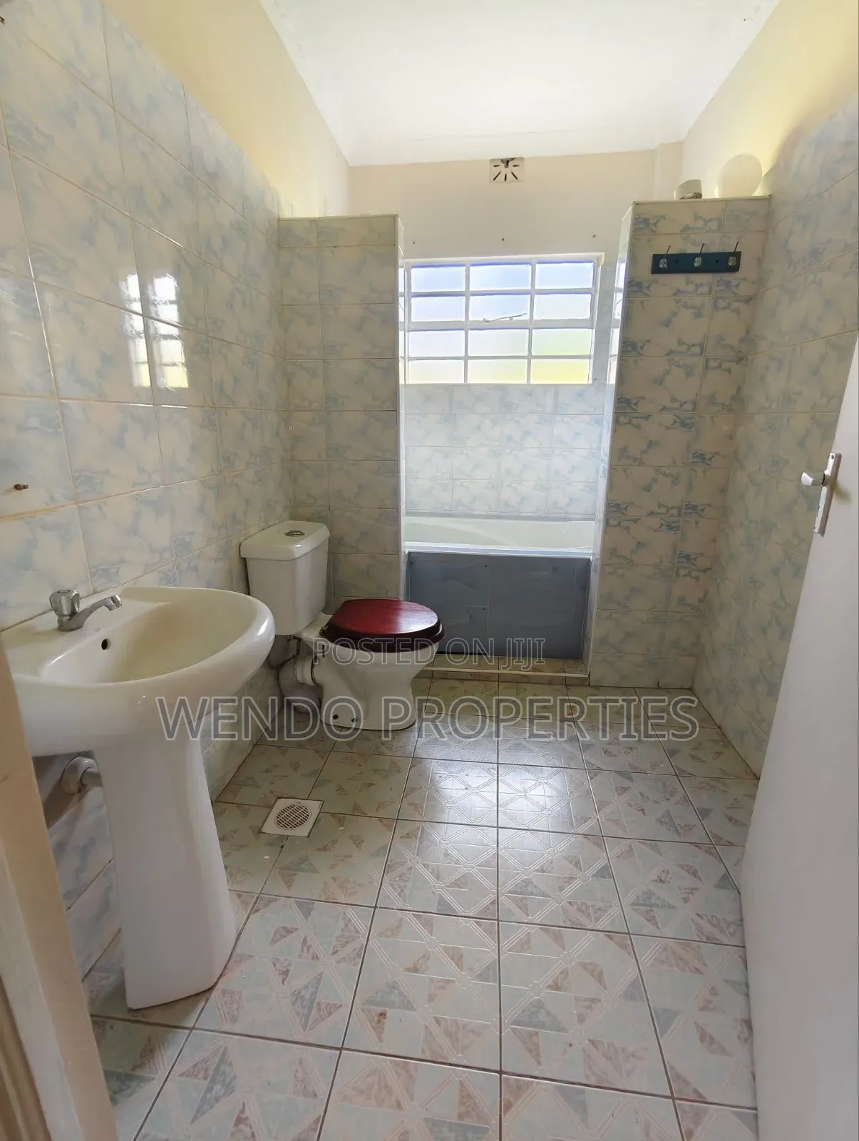 2bdrm Bungalow in Karen for rent
