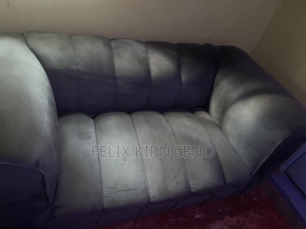 Selling My 2 Seater Sofa - thumbnail 3