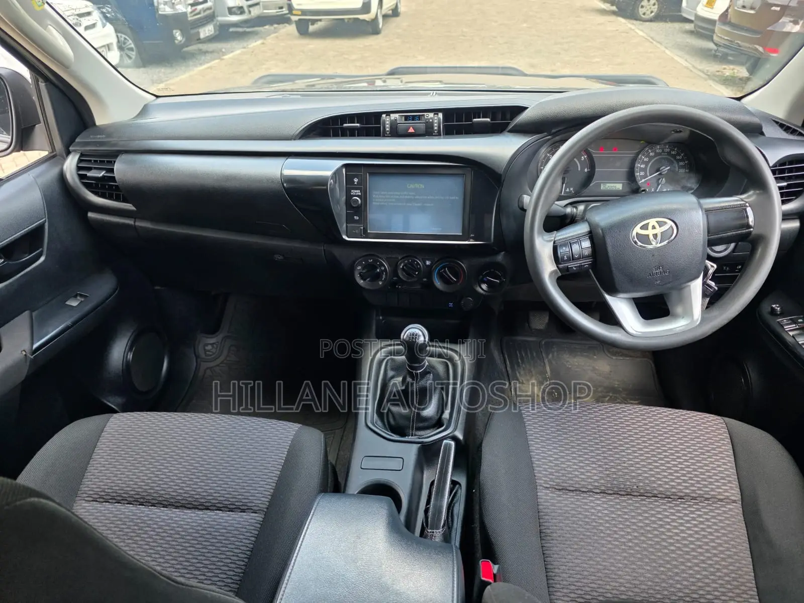 Toyota Hilux 2021 Black