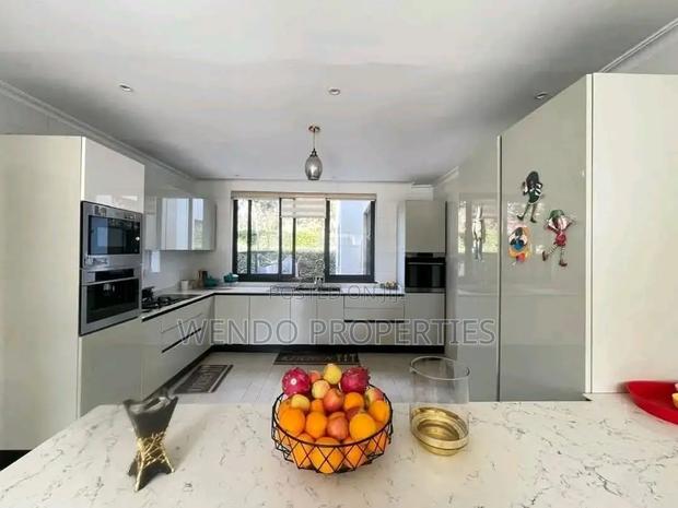 7bdrm Villa in Karen for sale - thumbnail 4