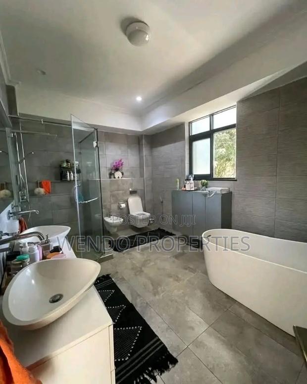 7bdrm Villa in Karen for sale - thumbnail 8