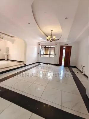 7bdrm Villa in Karen for rent