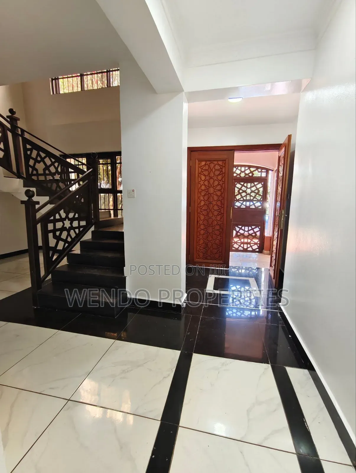 7bdrm Villa in Karen for rent