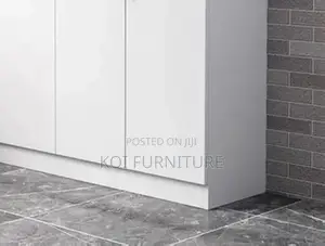 Office Cabinet; Executive Filing Credenza Cabinet With 3 Doors