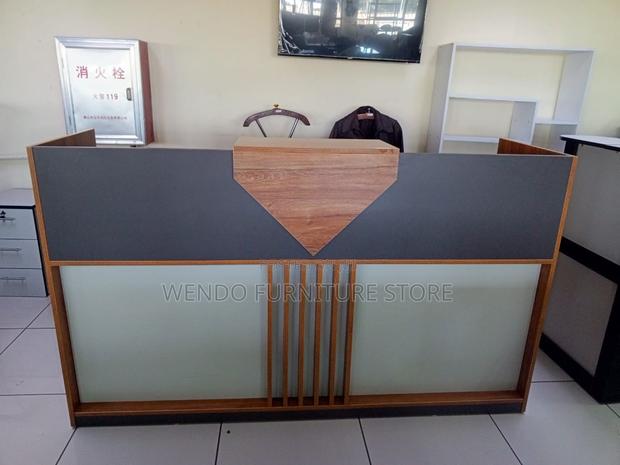 Office Desk : 2m Modern Reception Desk - Wood-Accented Front Panel - thumbnail 5