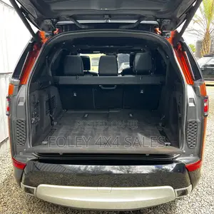 Land Rover Discovery 2018 Gray
