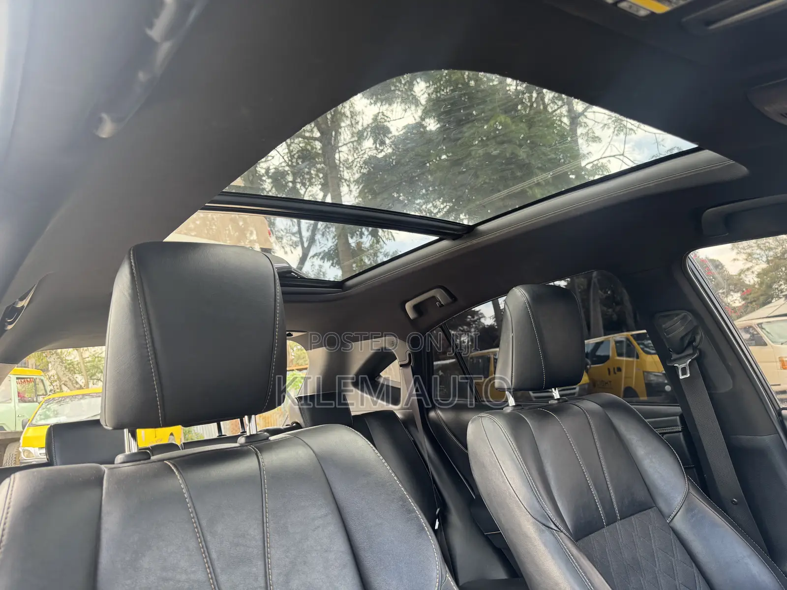 Toyota Harrier 2.0 2017 White