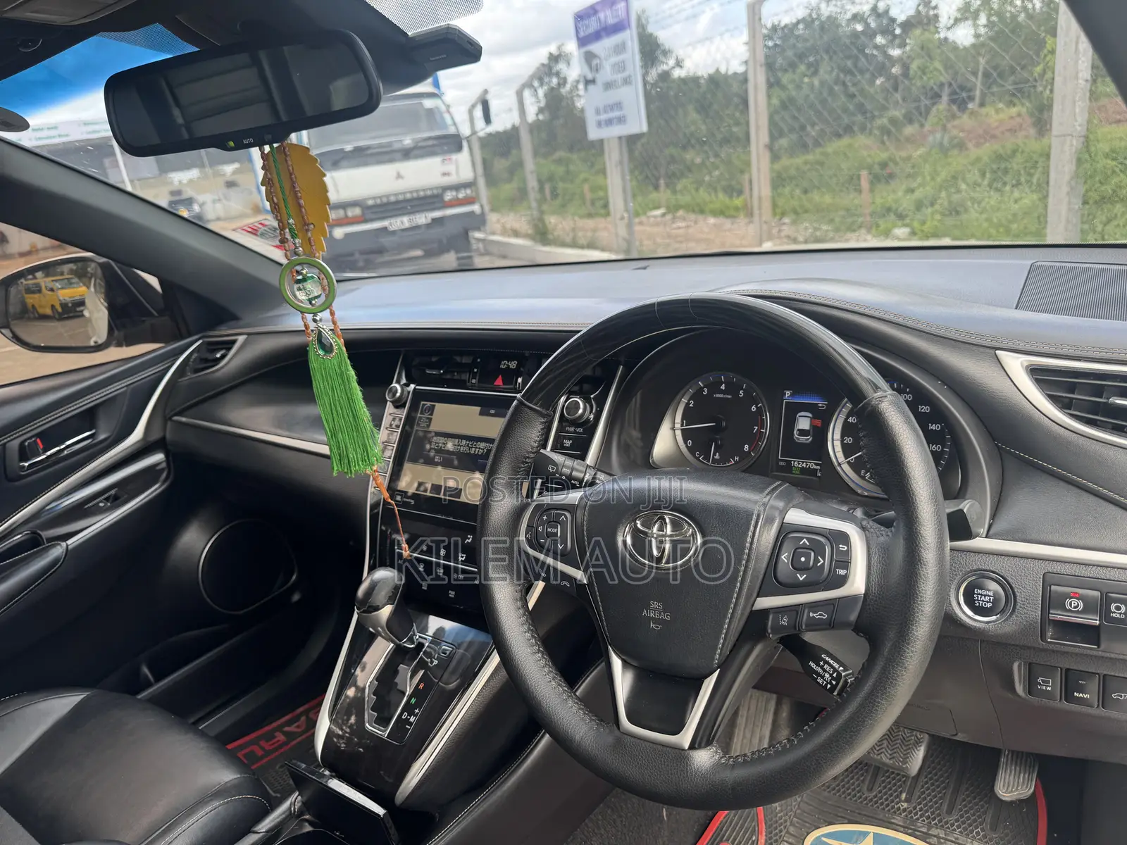 Toyota Harrier 2.0 2017 White