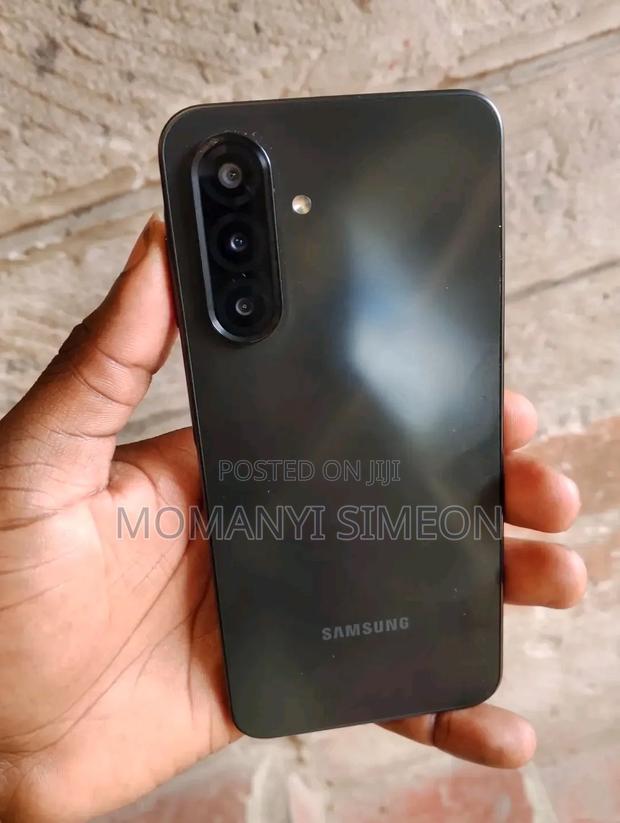 New Samsung Galaxy A17 128 GB Black