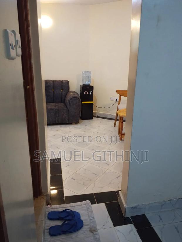 Airbnb One Bedroom - thumbnail 4