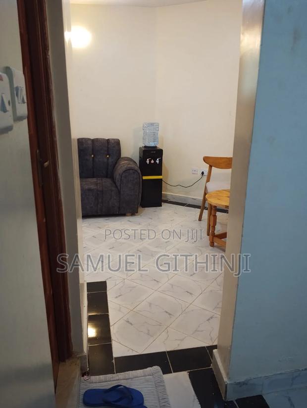 Airbnb One Bedroom - thumbnail 6