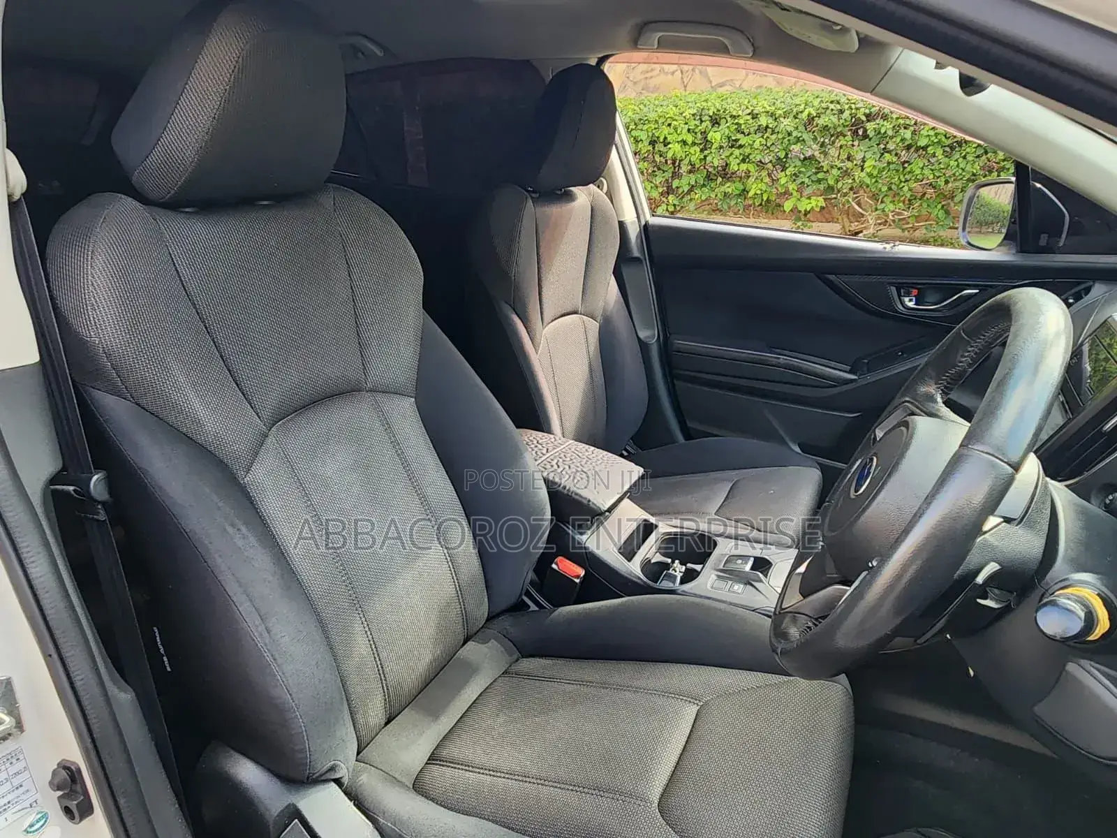Subaru Impreza 2.0i Limited AWD Hatchback 2017 Pearl