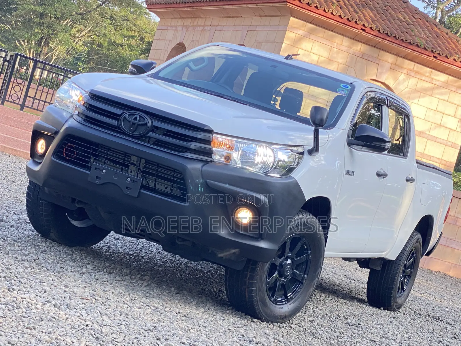 Toyota Hilux Revo Double Cab Deisel 2.4 AWD 2019 Pearl