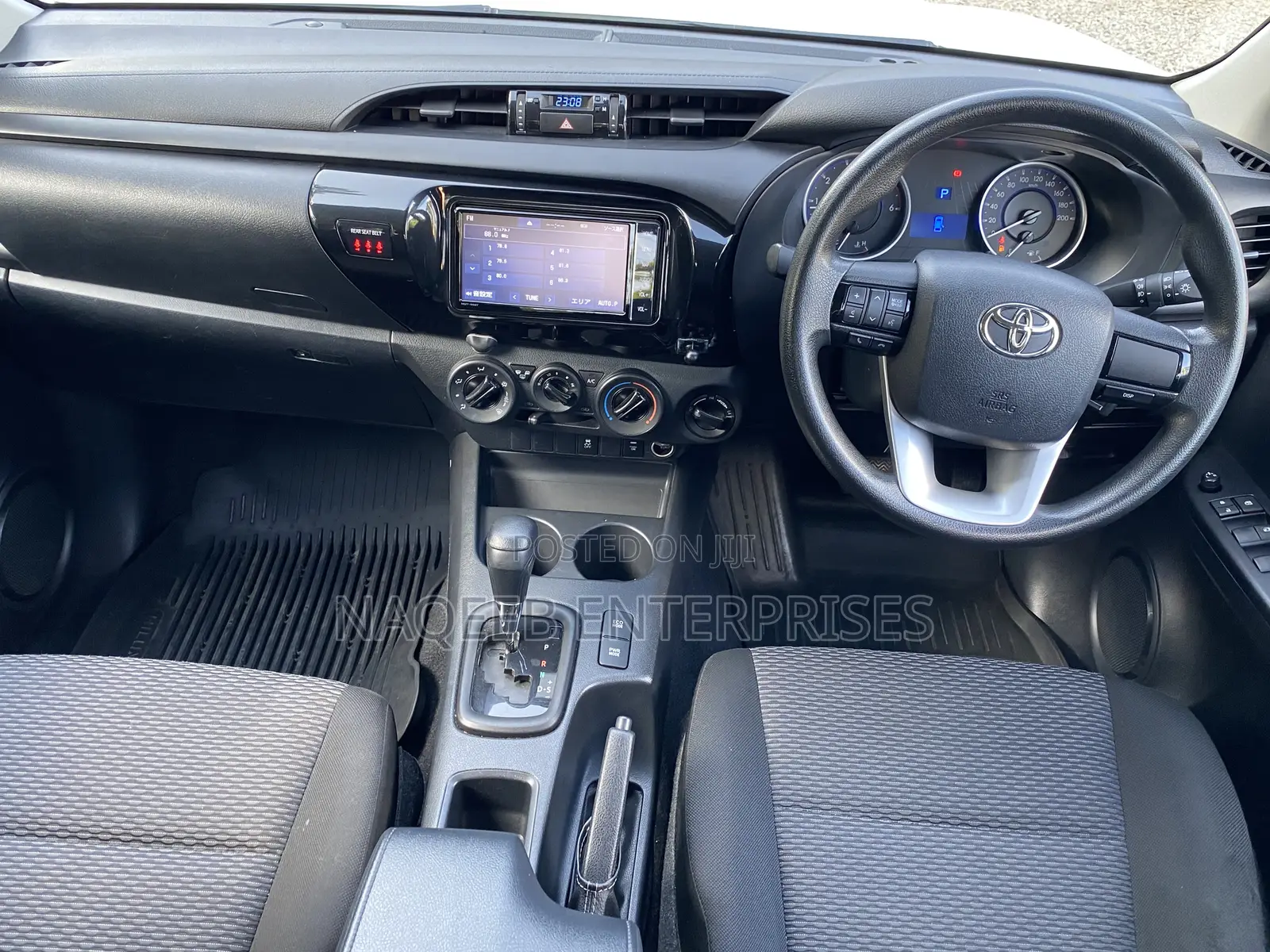 Toyota Hilux Revo Double Cab Deisel 2.4 AWD 2019 Pearl