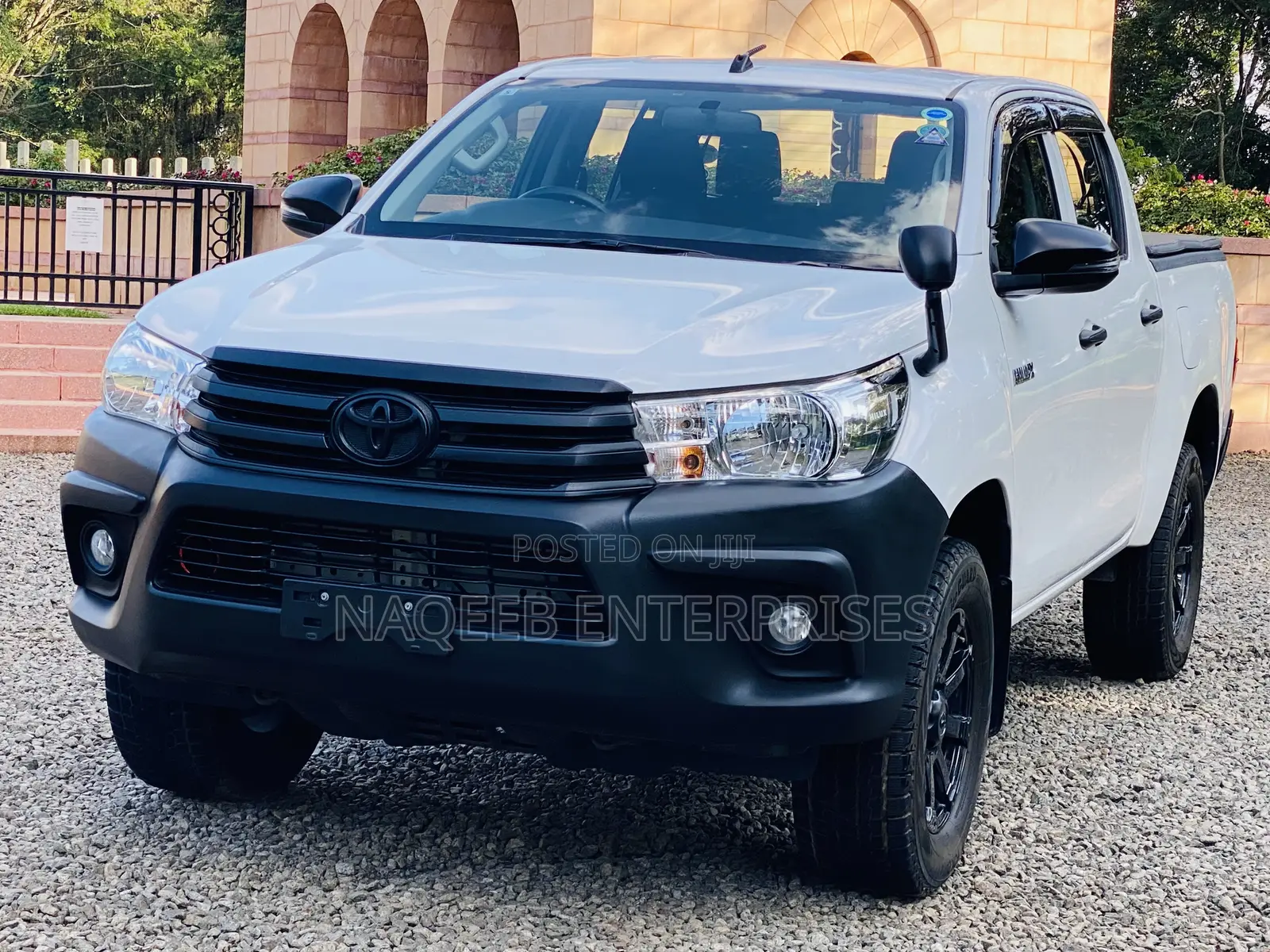 Toyota Hilux Revo Double Cab Deisel 2.4 AWD 2019 Pearl