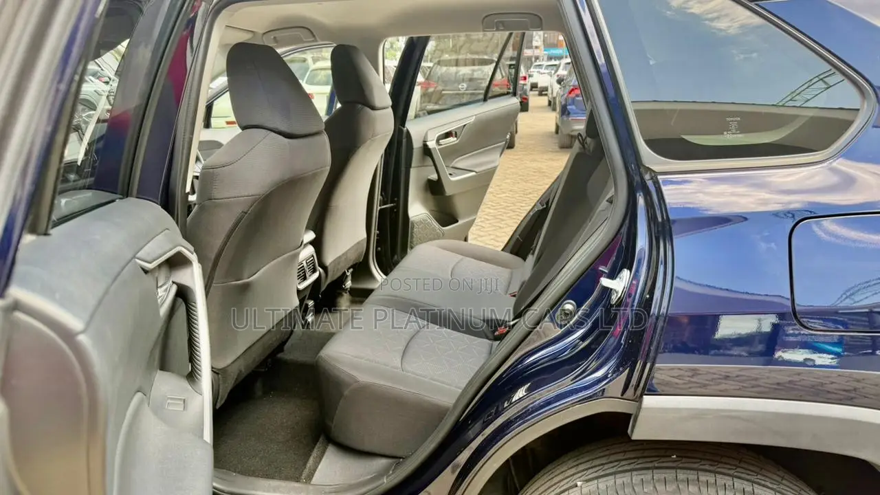 Toyota RAV4 Adventure 2019 Blue