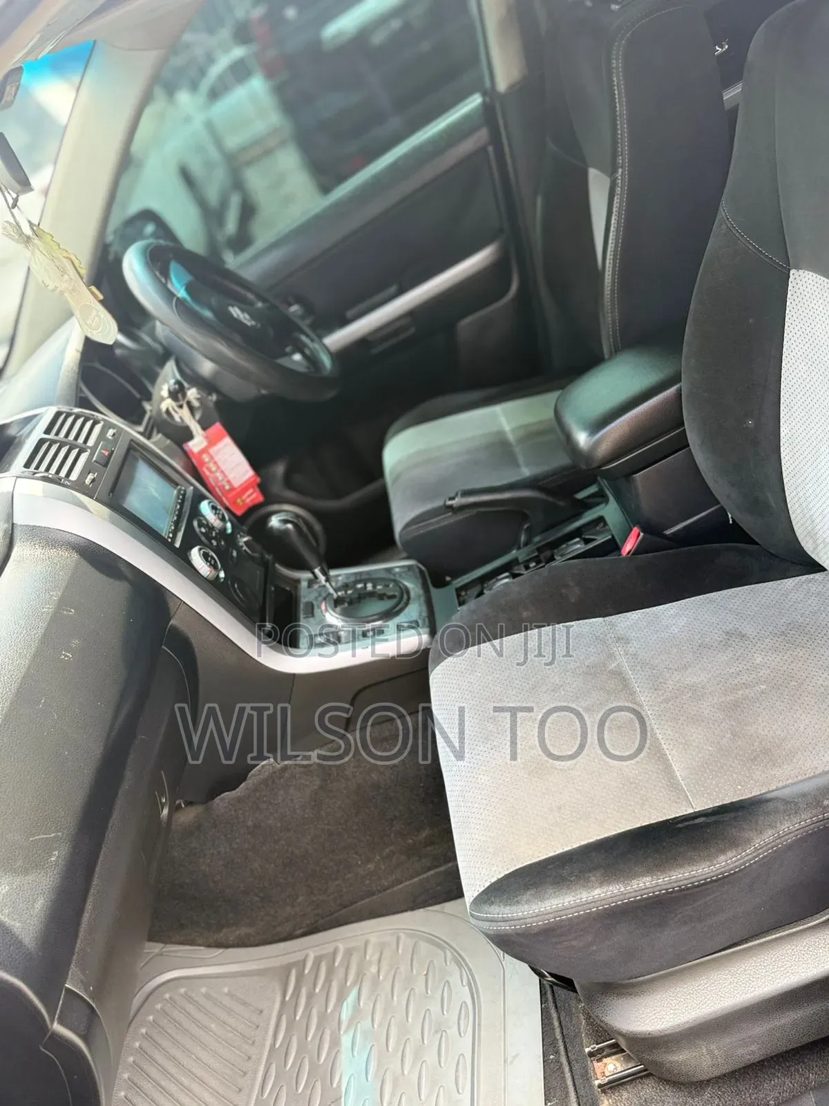 Suzuki Escudo 2010 Gray