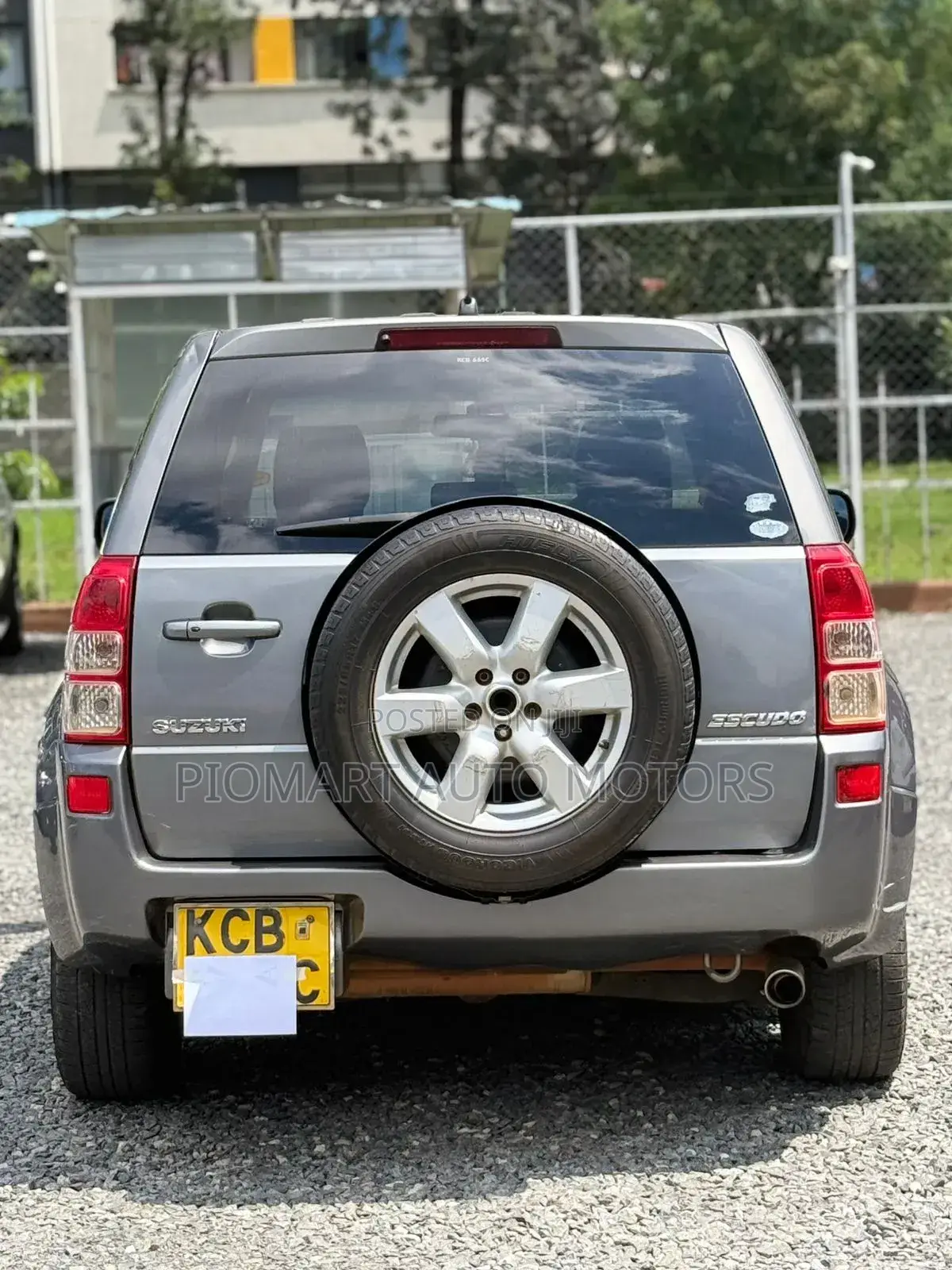 Suzuki Escudo 2010 Gray