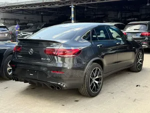 Mercedes-Benz GLC-Class 2021