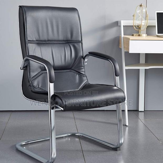 Office Chair : B8 Office Executive Visitor Chair - thumbnail 9