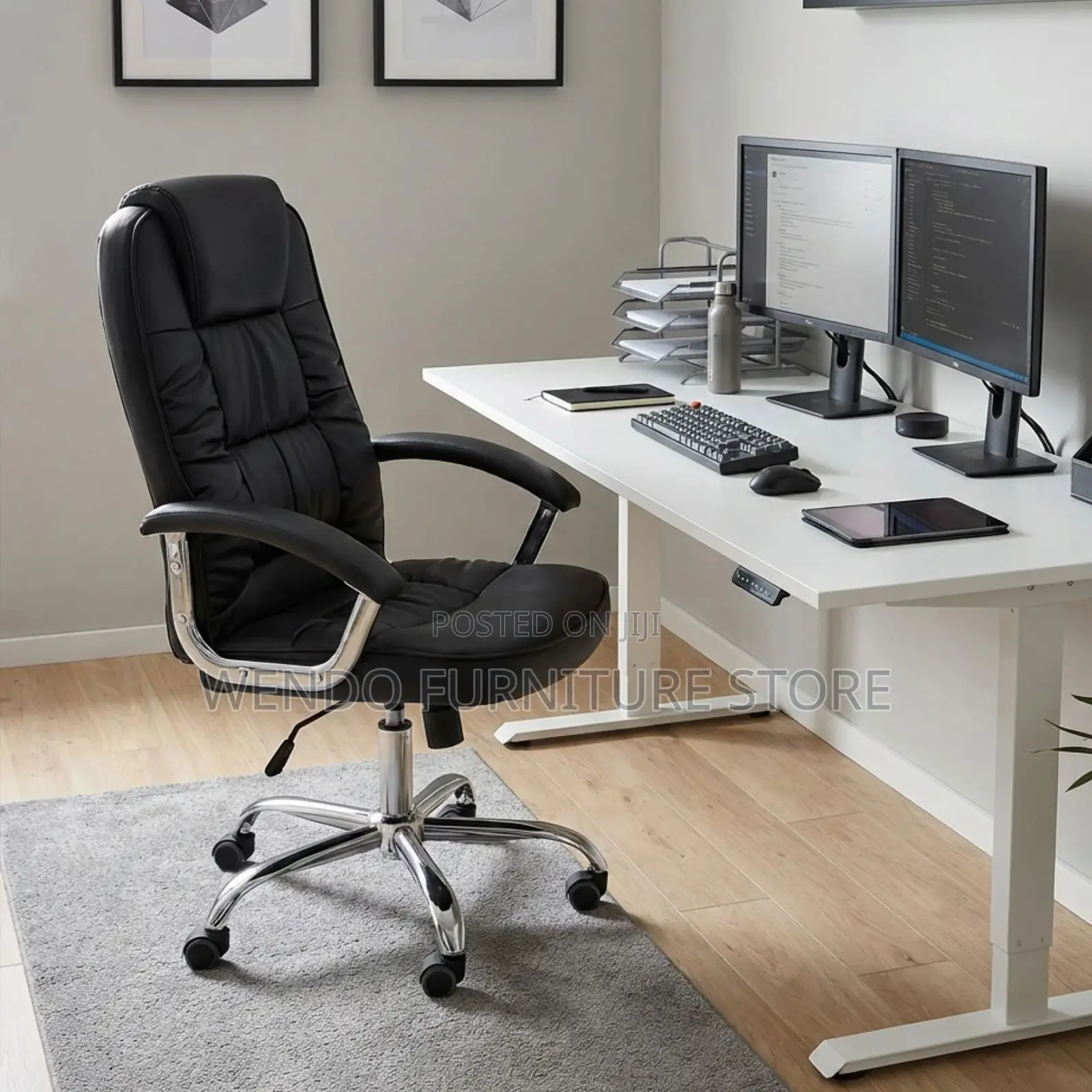 Office Chair : Black High-Back Leather Executive Office Chair