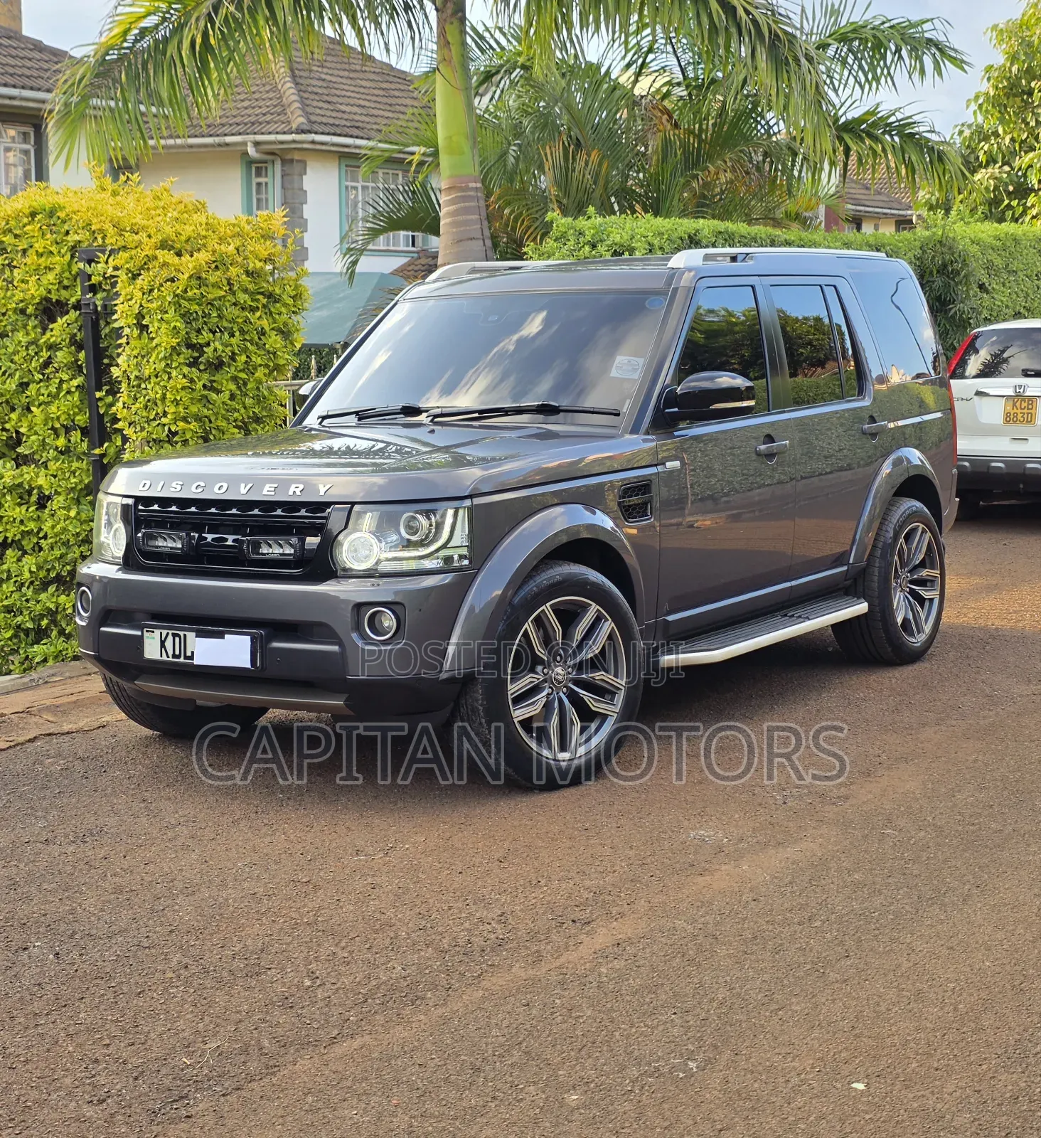 Land Rover Discovery 2016 Gray