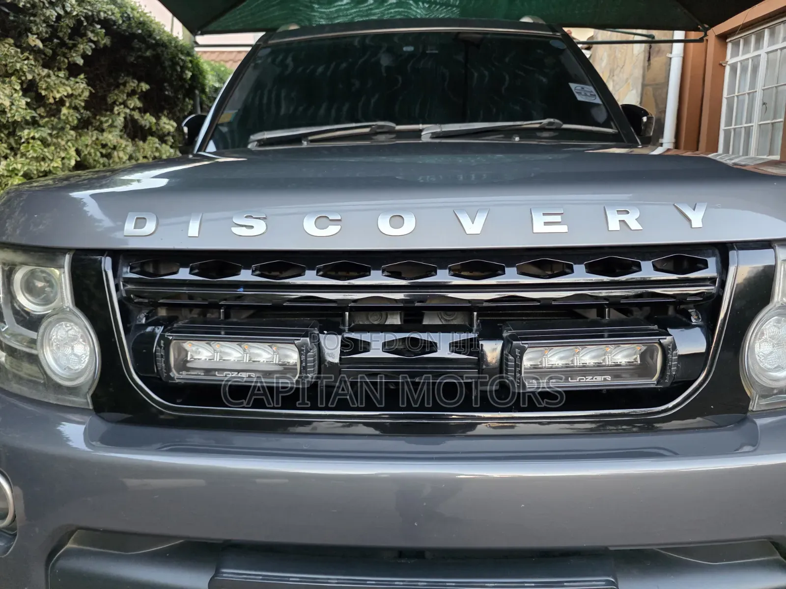 Land Rover Discovery 2016 Gray