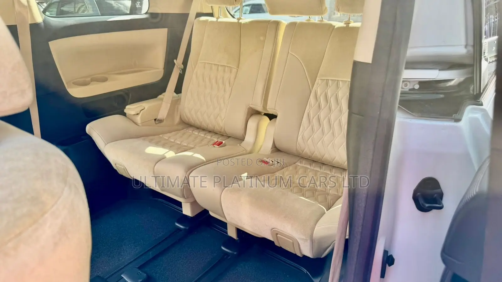 Toyota Alphard 2.5 Petrol AWD 2019 Pearl