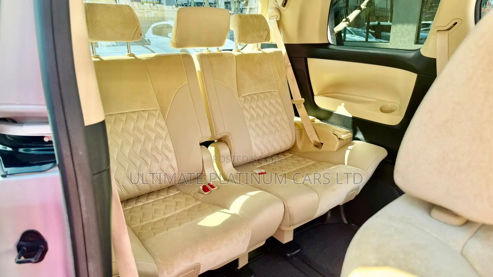 Toyota Alphard 2.5 Petrol AWD 2019 Pearl